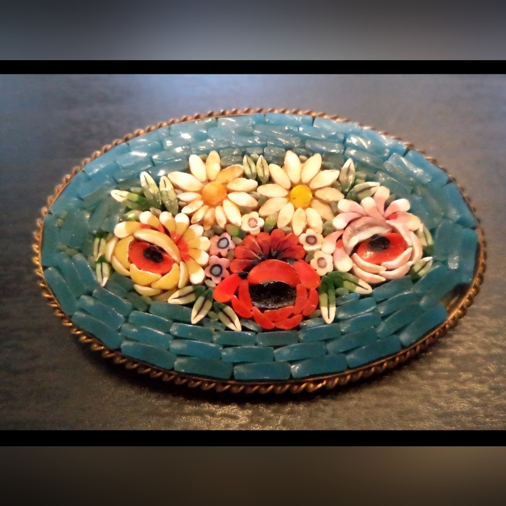 STUNNING VINTAGE ESTATE HIGH END ITALIAN MICRO MOSAIC FLORAL 2" BROOCH